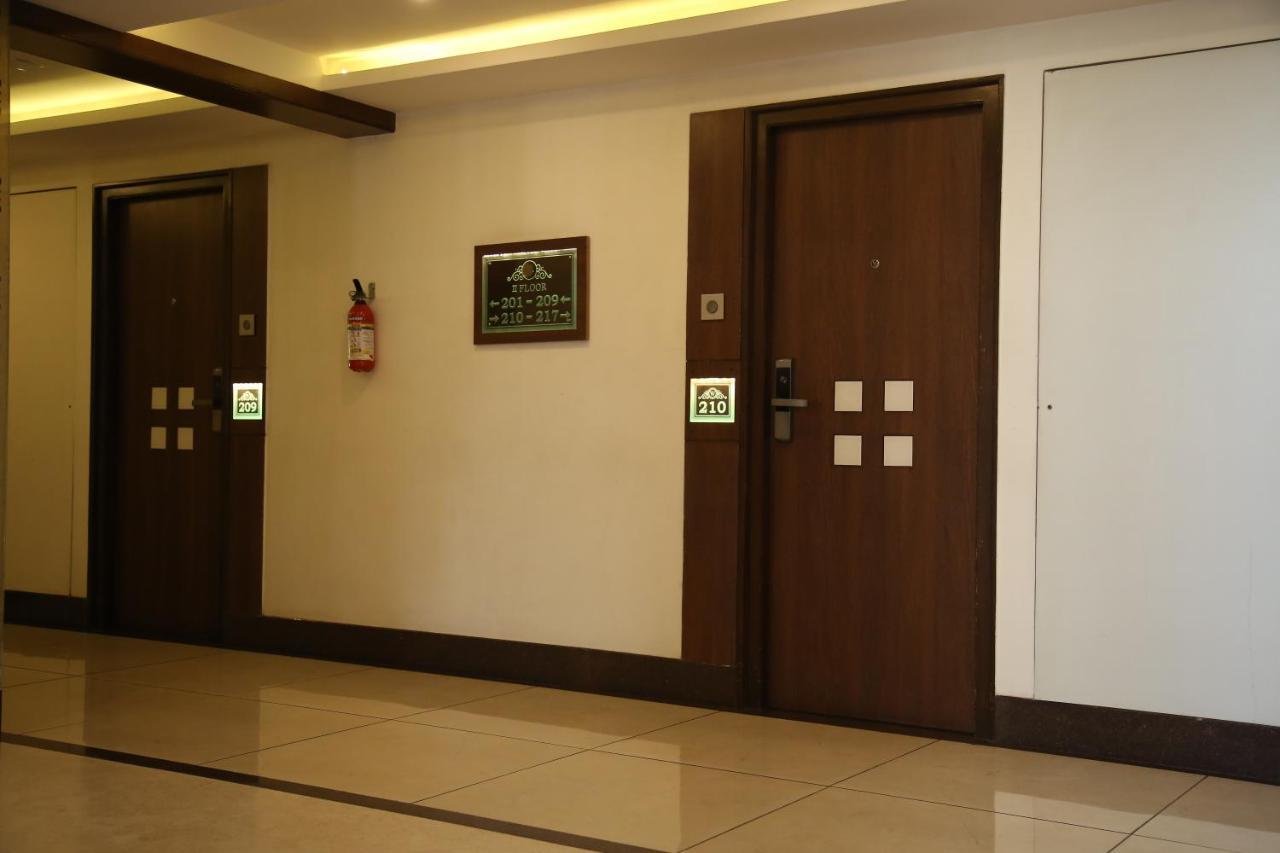 העיר בנגלור West Fort Hotel מראה חיצוני תמונה
