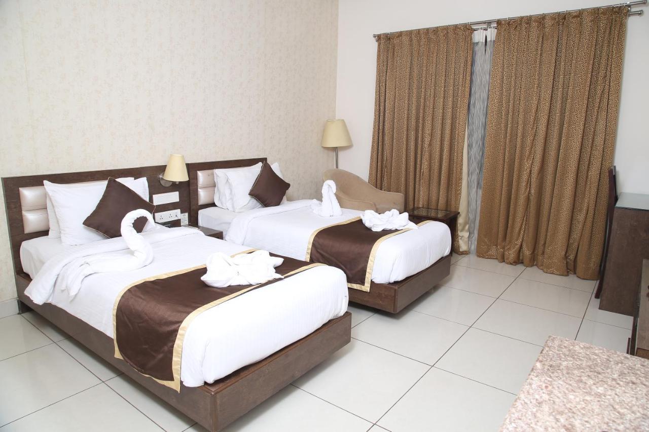 העיר בנגלור West Fort Hotel מראה חיצוני תמונה
