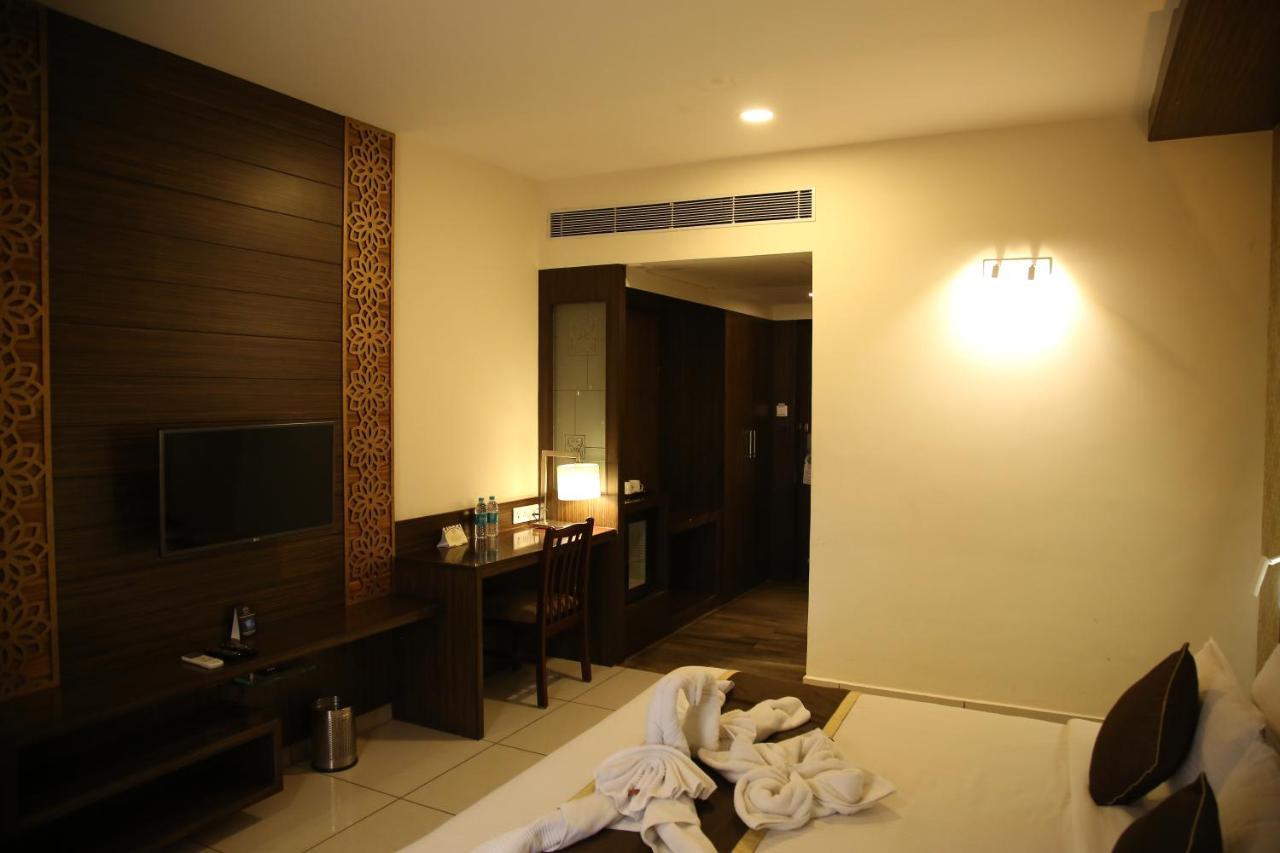 העיר בנגלור West Fort Hotel מראה חיצוני תמונה