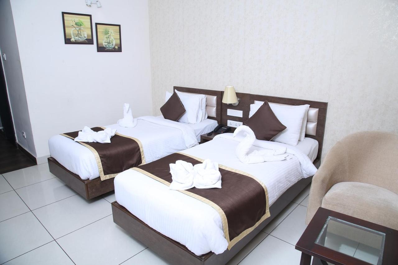 העיר בנגלור West Fort Hotel מראה חיצוני תמונה